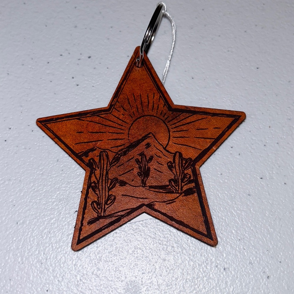 Leather star keychain